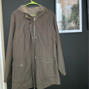 Woman’s coat Reversible  dark Taupe,zip front,hood and pockets